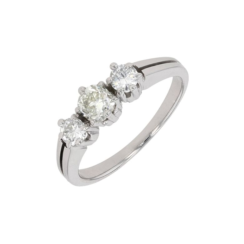 Bague vintage diamants 0.65 carat or blanc 3.45g Comme neuf -  reconditionné disponible sur Gemme Les Bijoux